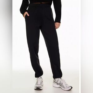 TNA Aritzia Black Cuffed Pull-on Joggers pants New no tags S Minimalist Casual